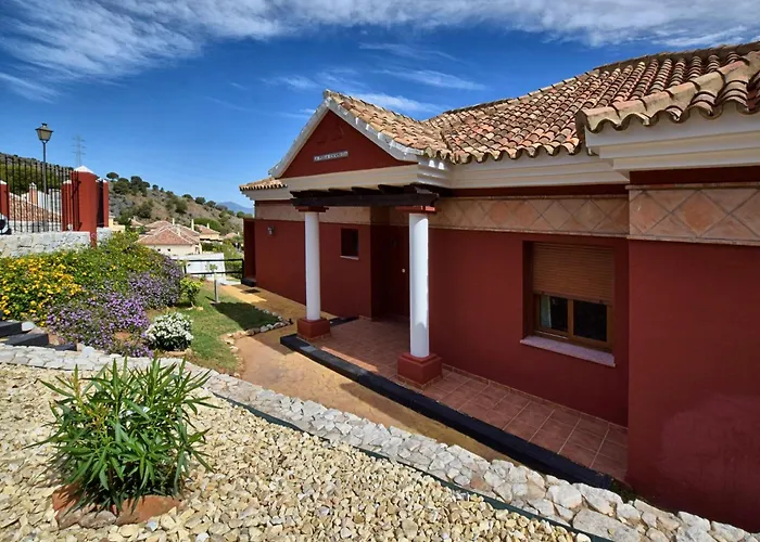 Villa In Alhaurin Near Torremolinos Beach Alhaurín de la Torre